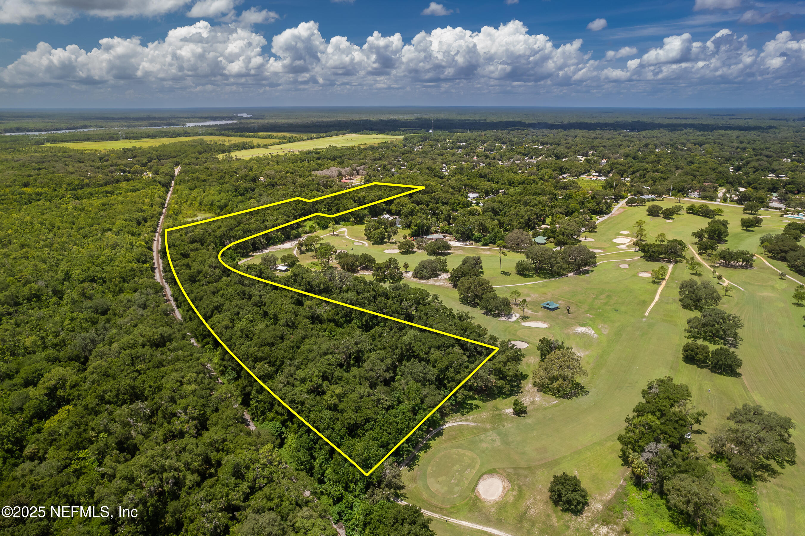 0 Lundy Road Palatka, FL 32177 - Photo 4 of 6 a view of a balcony