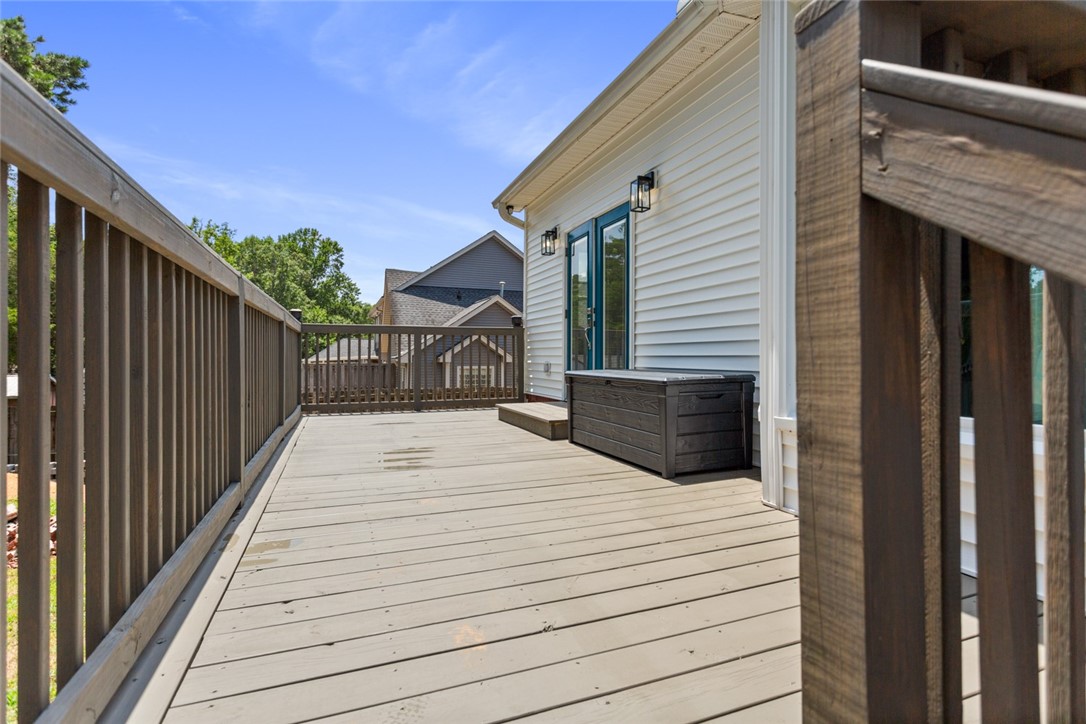 15057 Beacon Ridge Drive Seneca, SC 29678 - Photo 4 of 40 Gallery Image 4