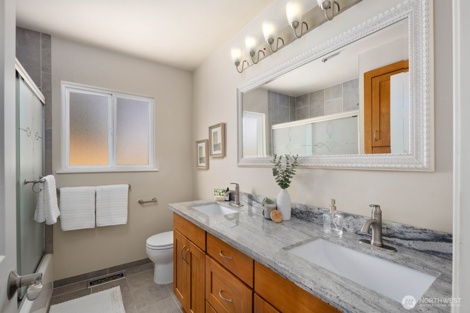 16715 116th Place Southeast Renton, WA 98058 - Photo 24 of 37 Gallery Image 24