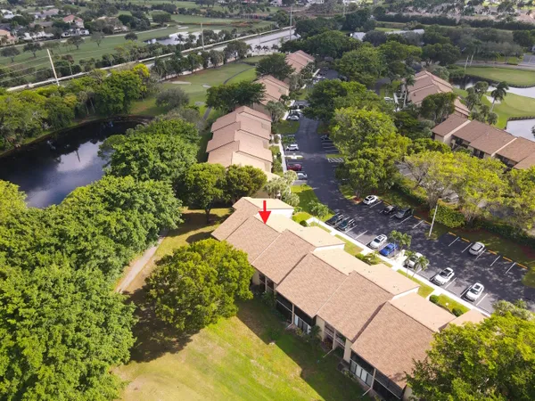 $255,000 | 5121 Oakhill Lane, Unit 416, Delray Beach, FL 33484