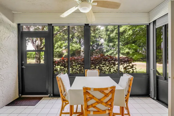 $255,000 | 5121 Oakhill Lane, Unit 416, Delray Beach, FL 33484
