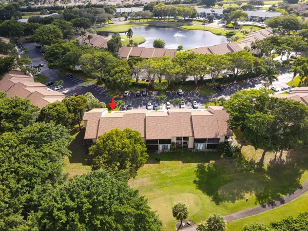 $255,000 | 5121 Oakhill Lane, Unit 416, Delray Beach, FL 33484