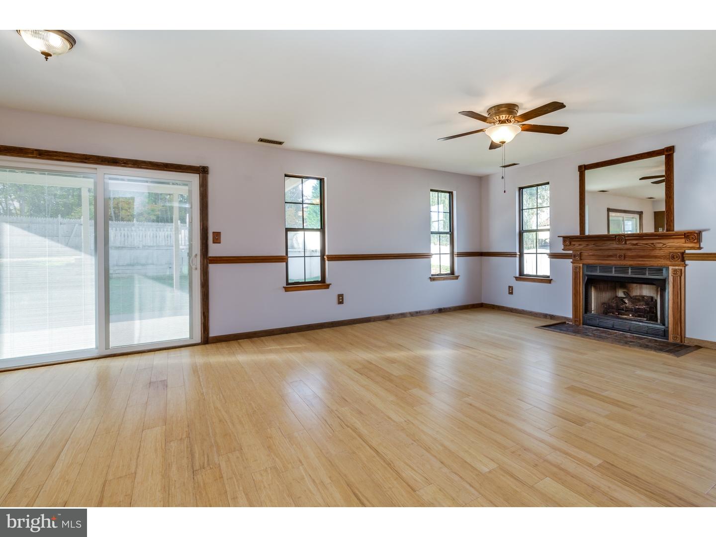 3 Blue Grass Road Clementon, NJ 08021 - Photo 6 of 25 Family Room