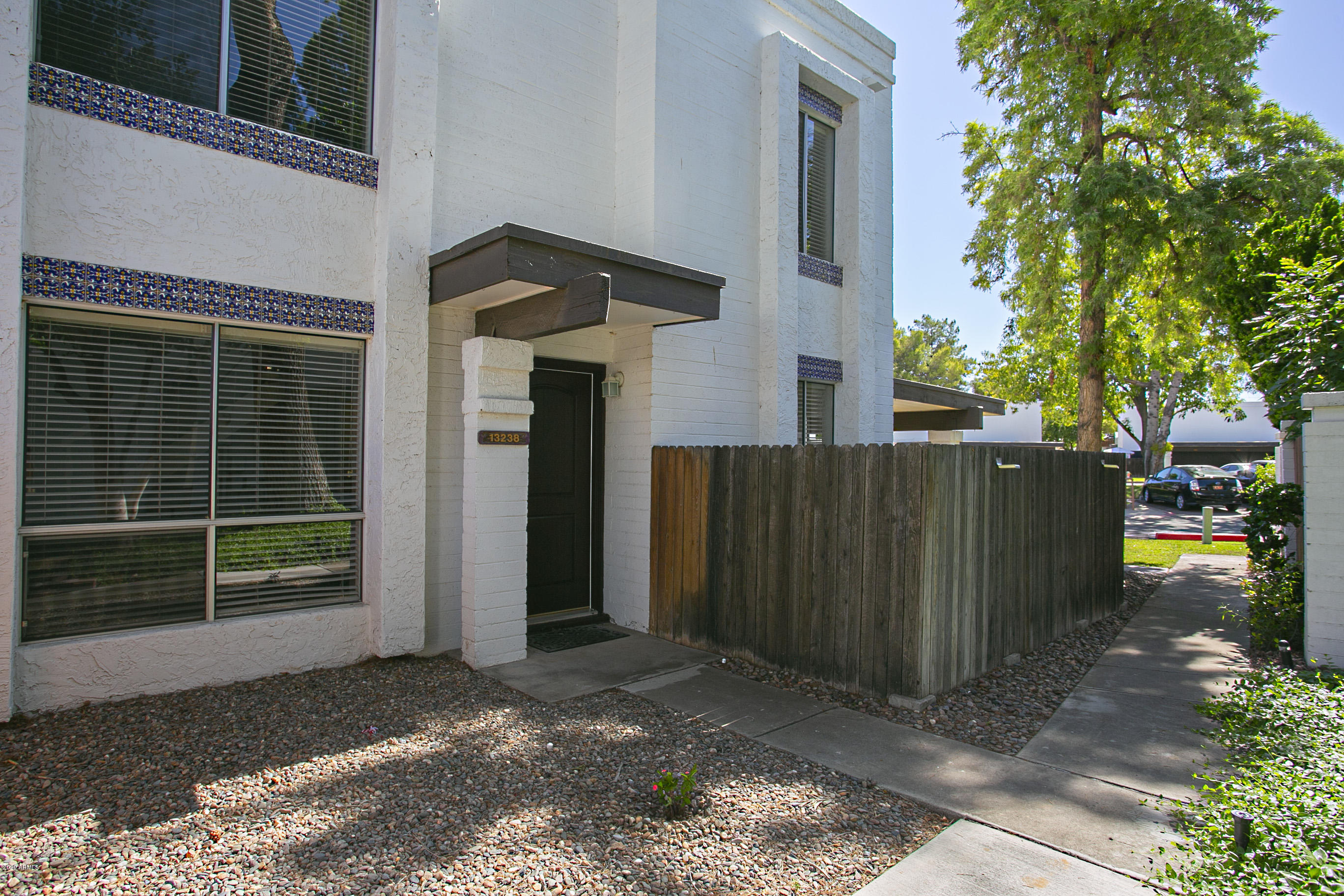 13238 North 3rd Way Phoenix, AZ 85022 - Photo 11 of 36 12 (1)