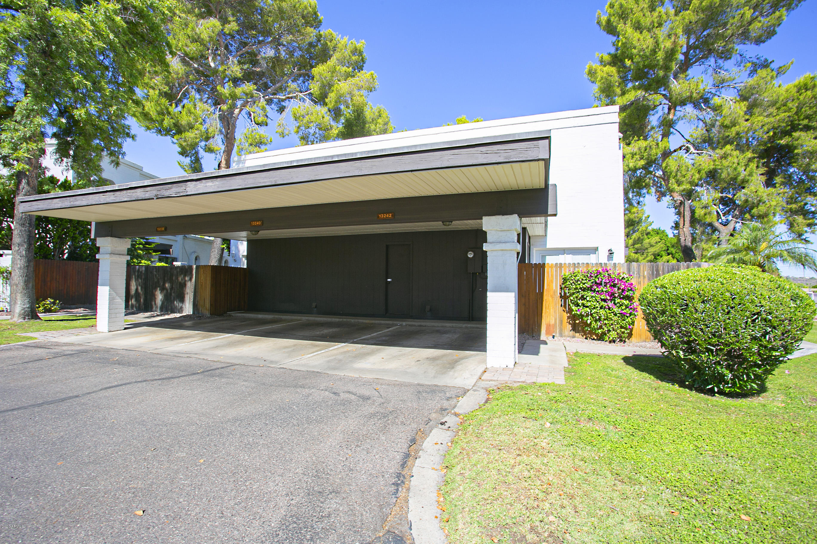 13238 North 3rd Way Phoenix, AZ 85022 - Photo 7 of 36 7 (1)