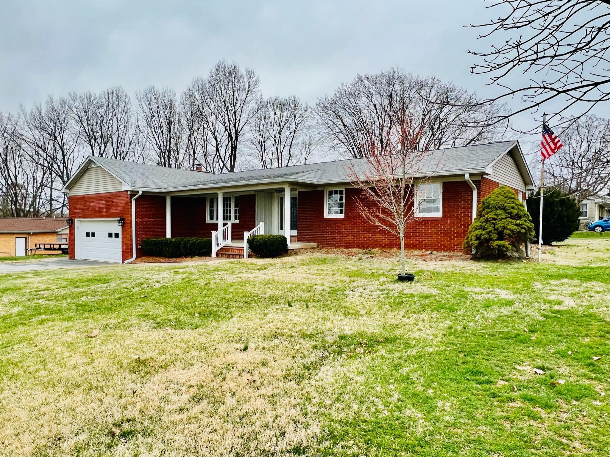 1001 Hall Avenue, Oolitic, IN 47451 Compass