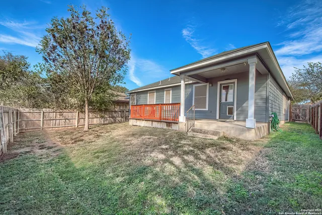 $1,900 | 132 Wistoria Court, Cibolo, TX 78108