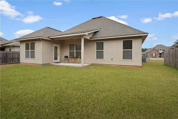 $2,000 | 74319 Zeta Avenue, Covington, LA 70435
