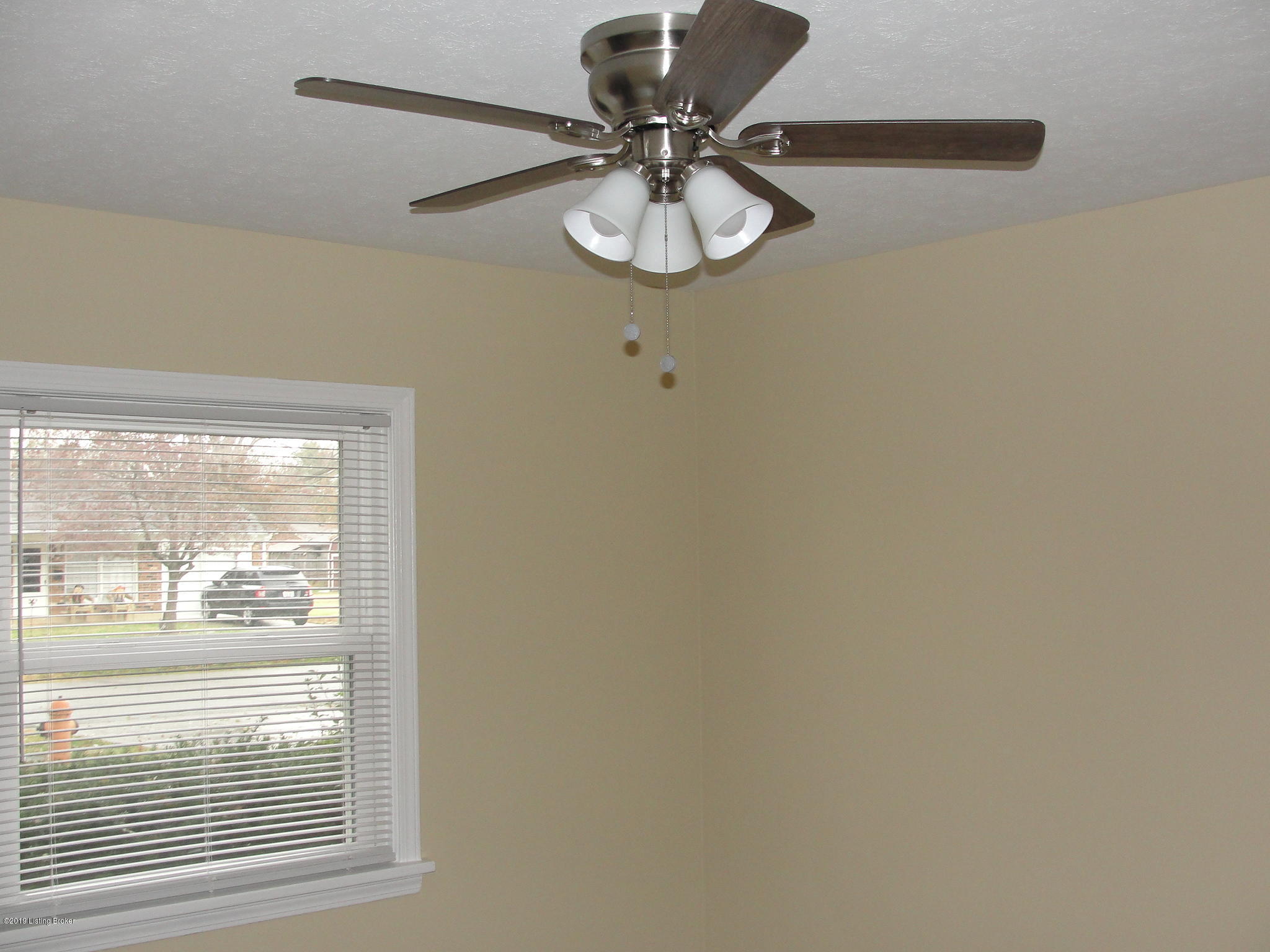11013 Torrington Road Louisville, KY 40272 - Photo 16 of 19 2019-11-21 12.27.18