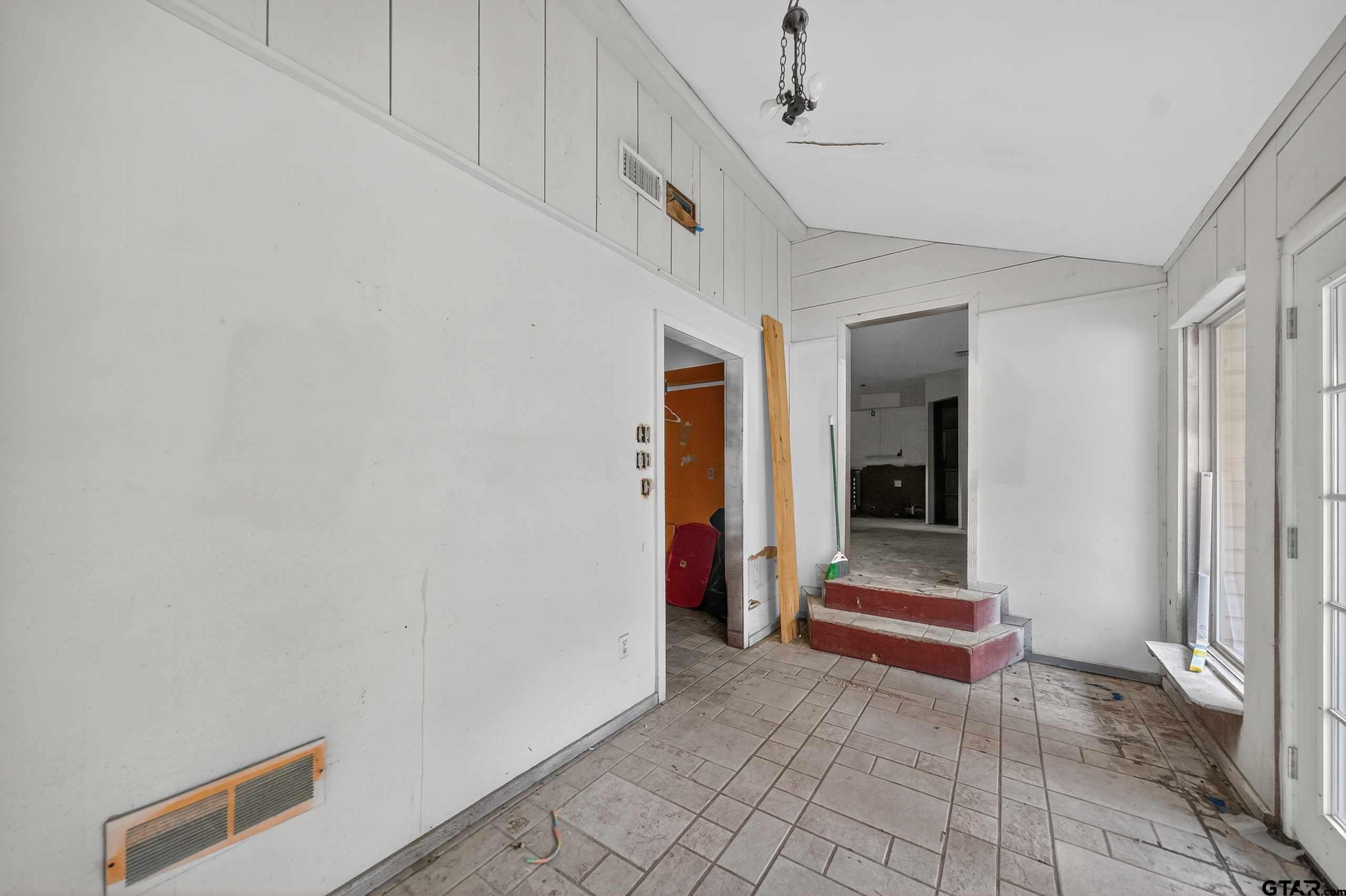 295 County Road 3540 Hawkins, TX 75765 - Photo 2 of 31