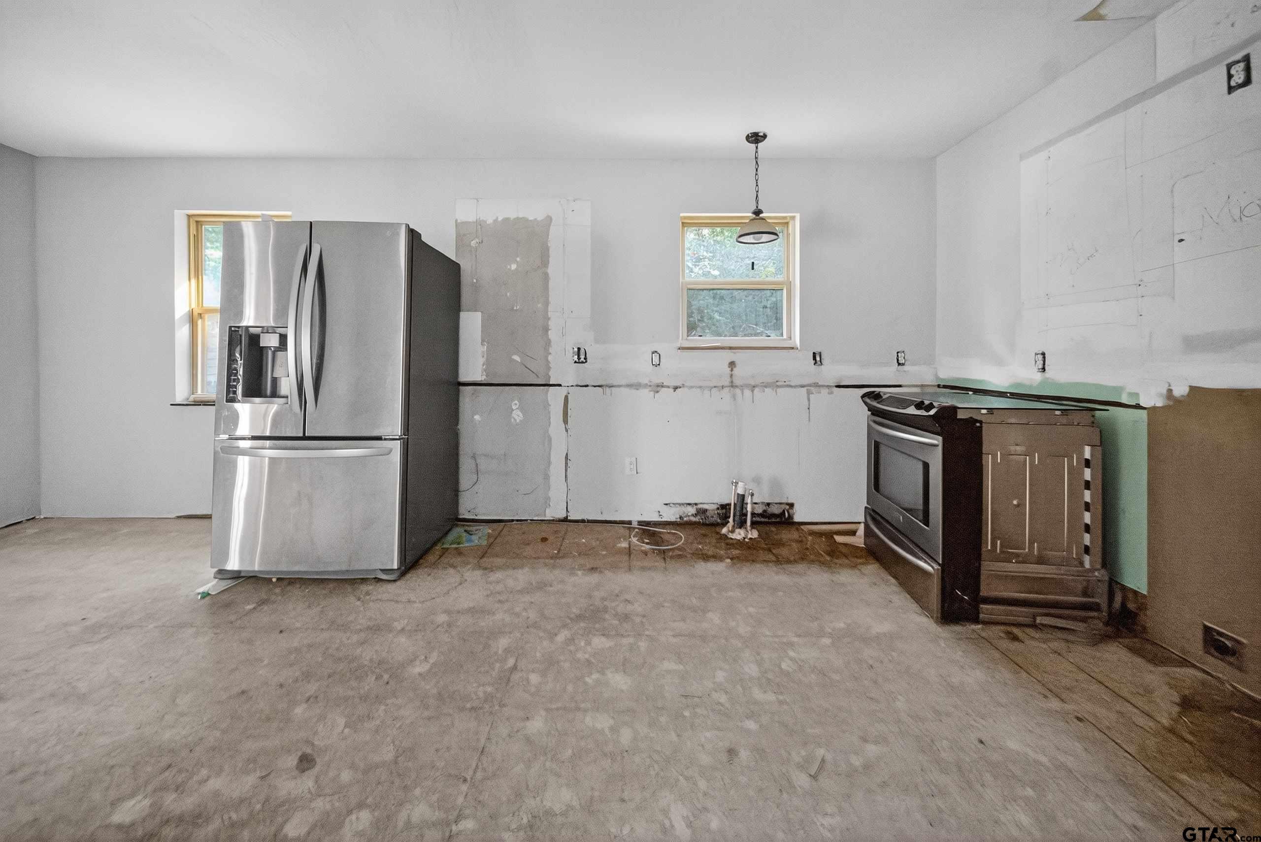 295 County Road 3540 Hawkins, TX 75765 - Photo 5 of 31