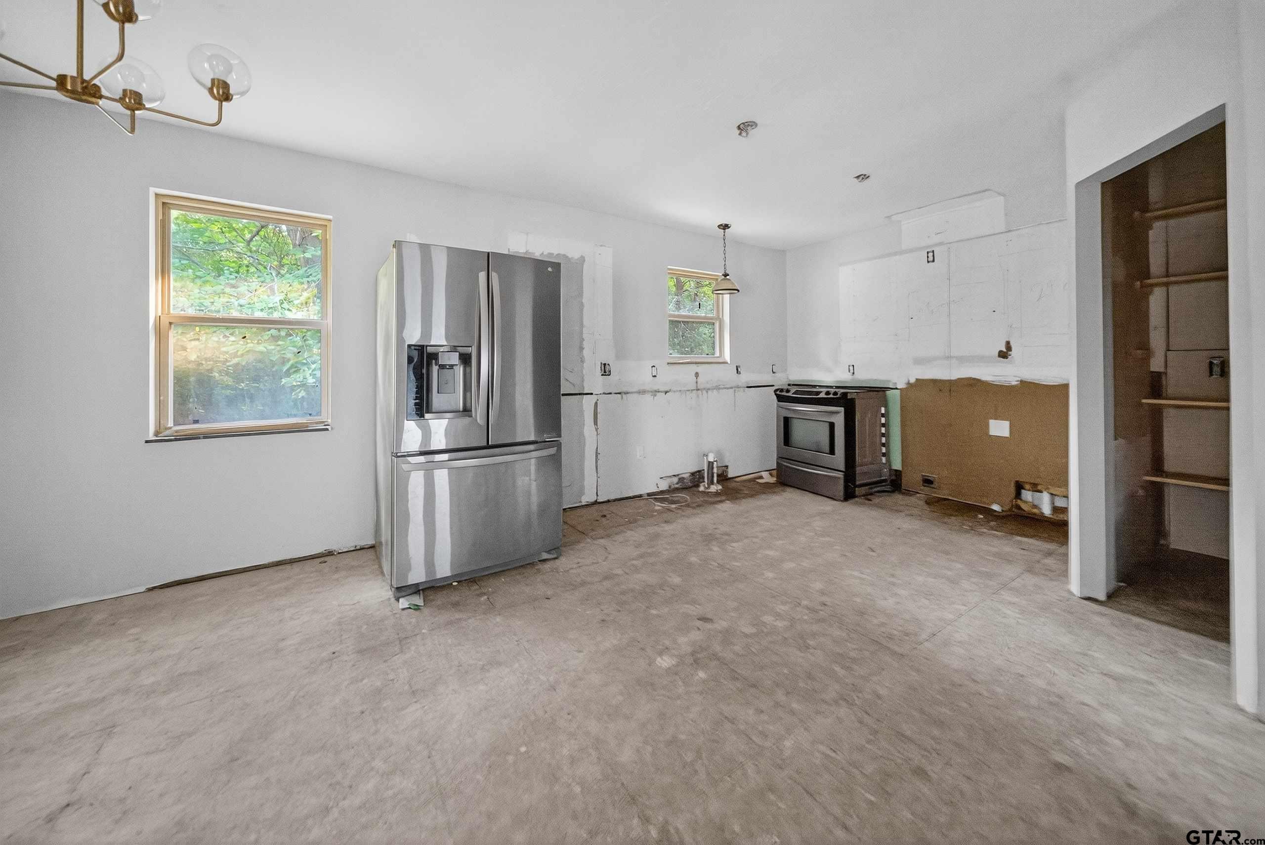 295 County Road 3540 Hawkins, TX 75765 - Photo 6 of 31