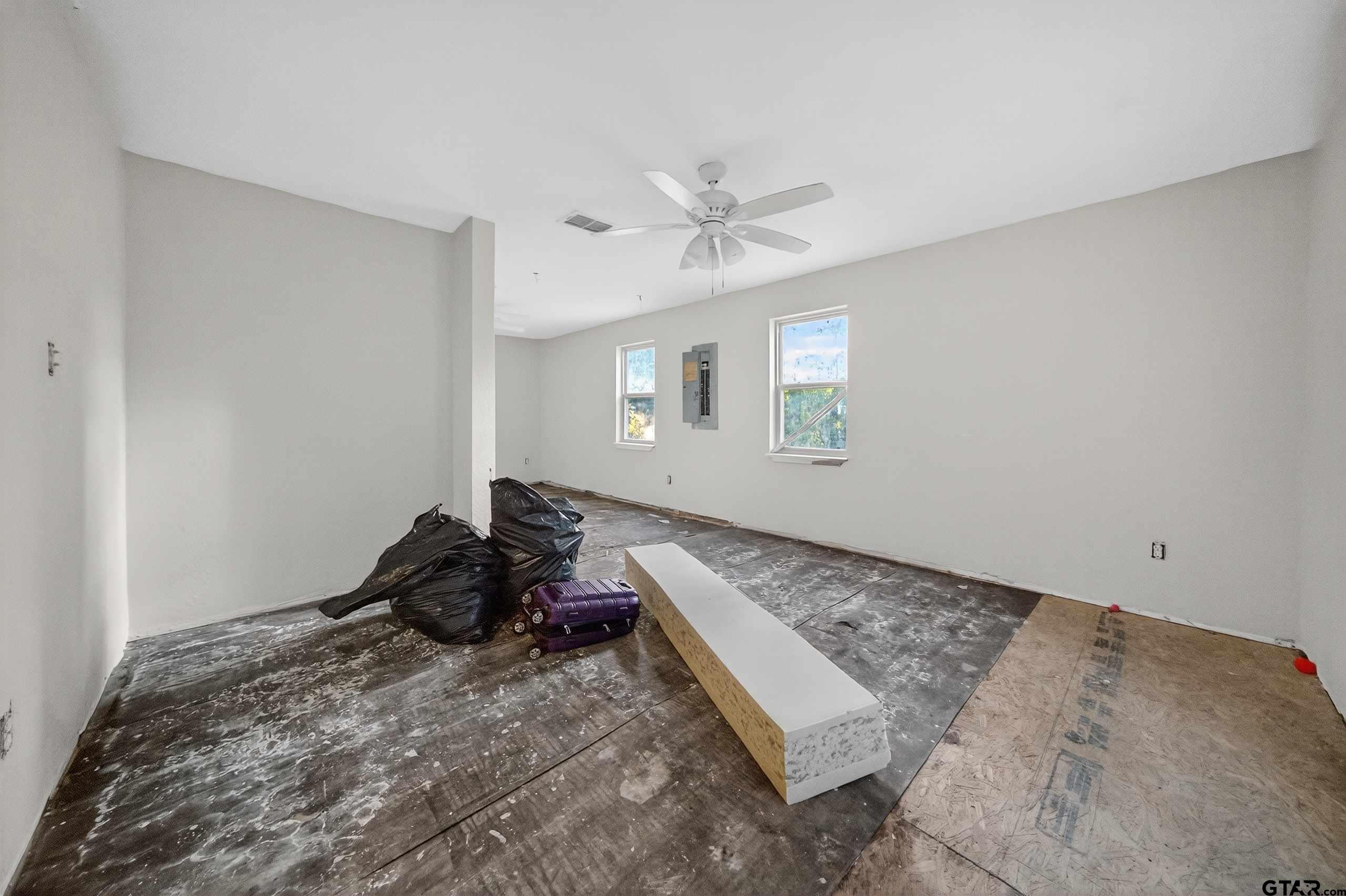 295 County Road 3540 Hawkins, TX 75765 - Photo 9 of 31