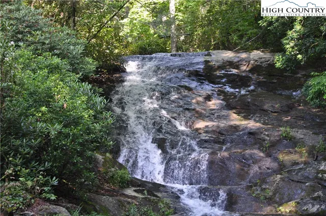 $395,000 | 0 Summit Road, Purlear, NC 28665