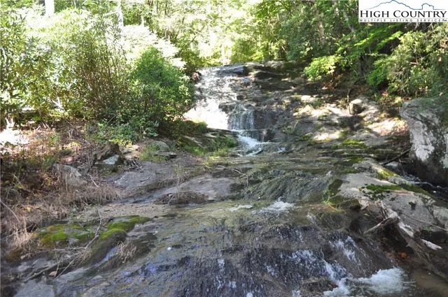 $395,000 | 0 Summit Road, Purlear, NC 28665