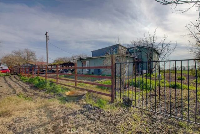 $1,200,000 | 9100-9194 Highway 152, Dos Palos, CA 93620