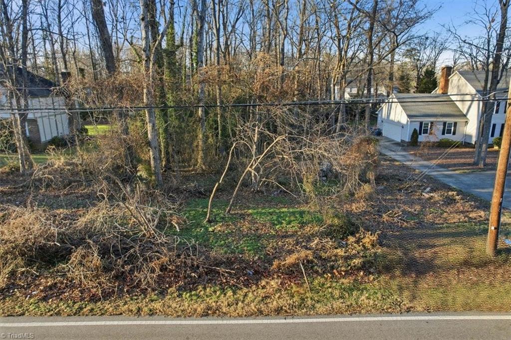 4236 Wayne Road Greensboro, NC 27407 - Photo 2 of 10