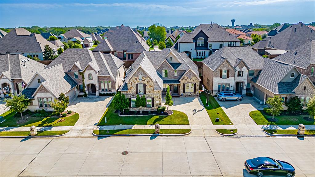 7033 Benjamin Way Colleyville, TX 76034 - Photo 2 of 40