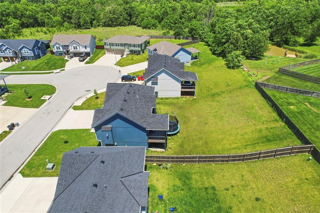 505 Southwest Ridgeview Drive Grain Valley, MO 64029 - Photo 50 of 53