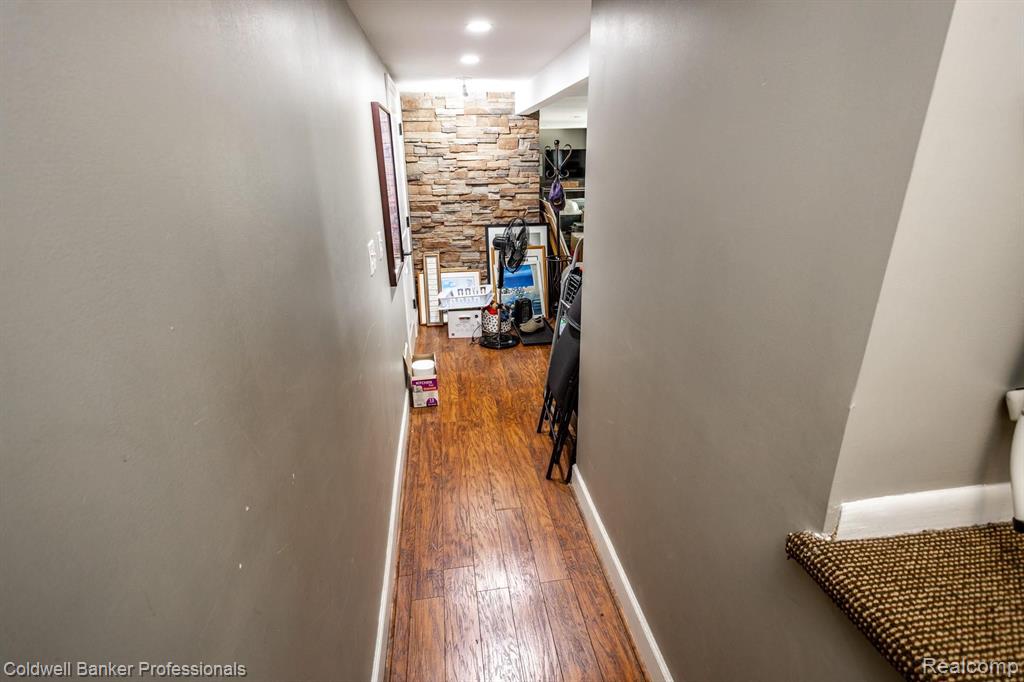 2623 Worcester Road West Bloomfield, MI 48323 - Photo 7 of 68