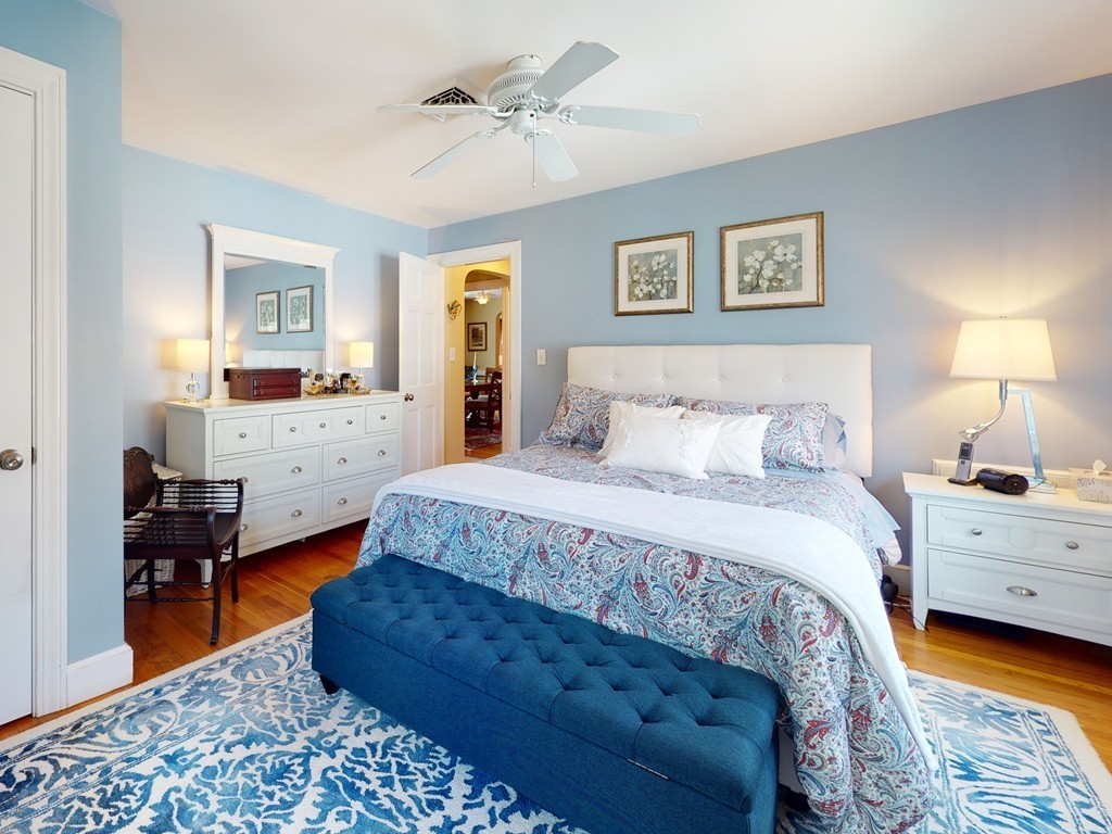 21-23 Crescent Road Belmont, MA 02478 - Photo 12 of 38 Gallery Image 12