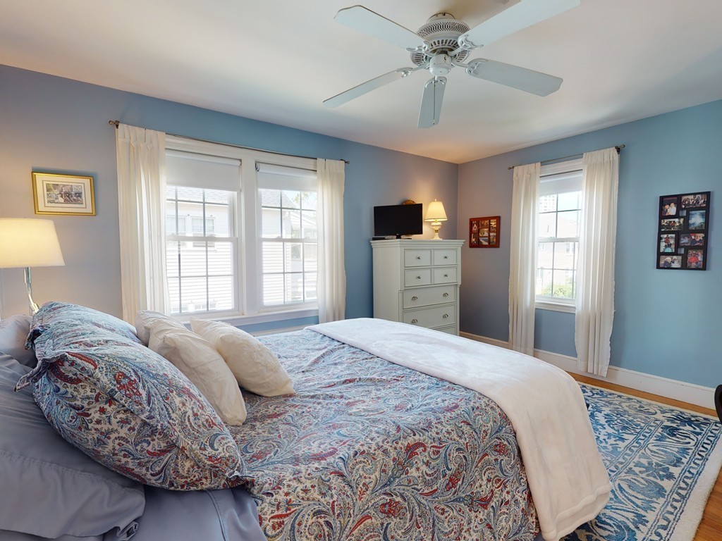 21-23 Crescent Road Belmont, MA 02478 - Photo 13 of 38 Gallery Image 13