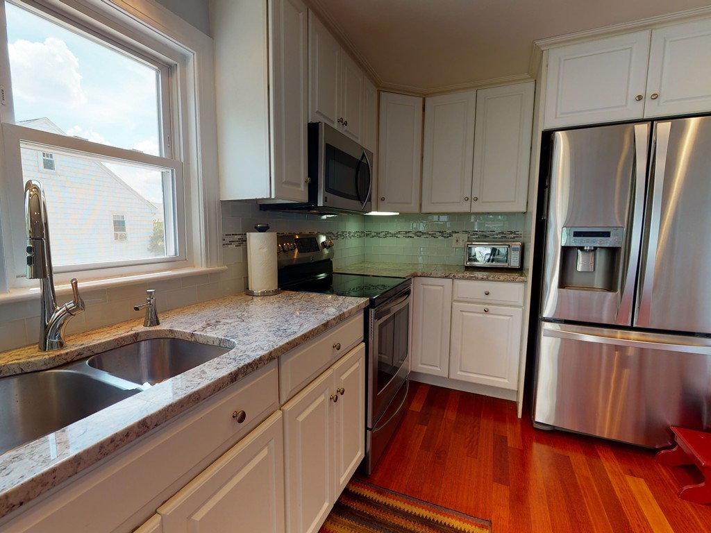 21-23 Crescent Road Belmont, MA 02478 - Photo 10 of 38 Gallery Image 10