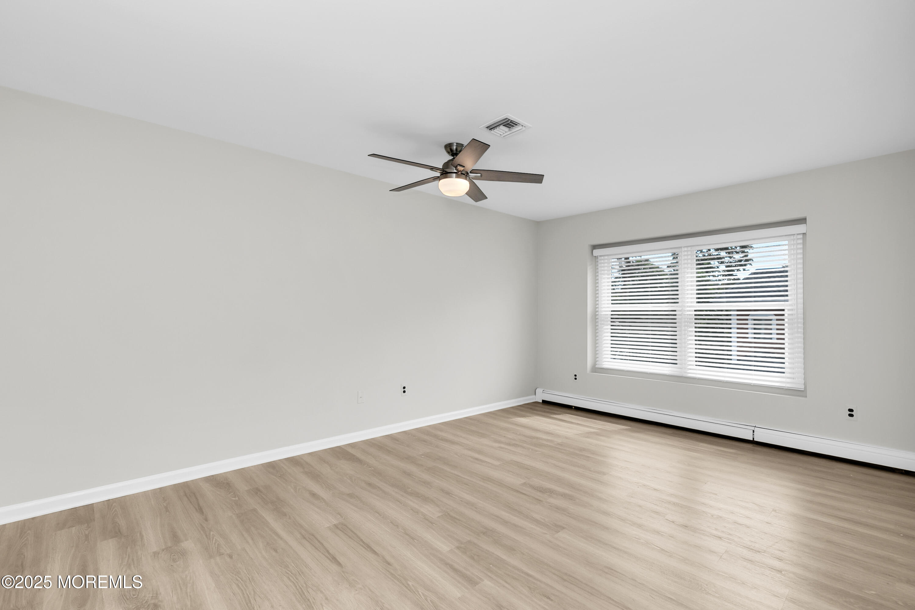 65 East River Road, Unit 12 Rumson, NJ 07760 - Photo 17 of 33 En-Suite Bedroom #1