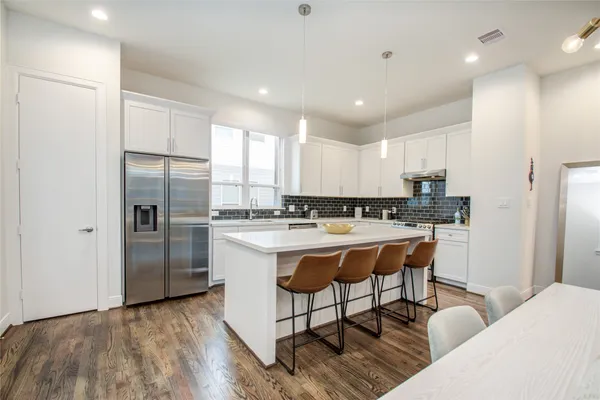 $2,950 | 2717 Eado Grove Lane, Houston, TX 77003