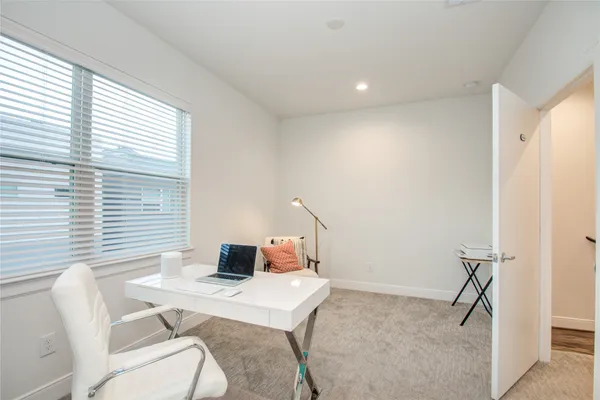 $2,950 | 2717 Eado Grove Lane, Houston, TX 77003
