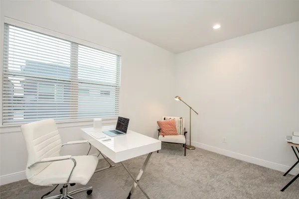 $2,950 | 2717 Eado Grove Lane, Houston, TX 77003