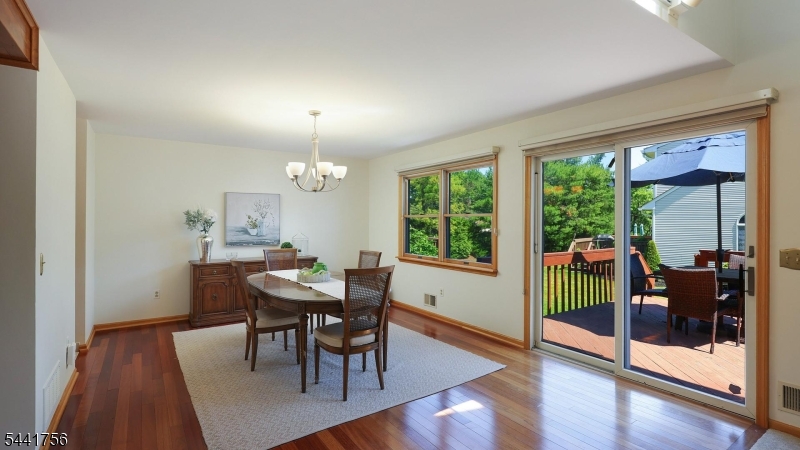675 Raritan Road, Unit 26 Clark, NJ 07066 - Photo 8 of 31