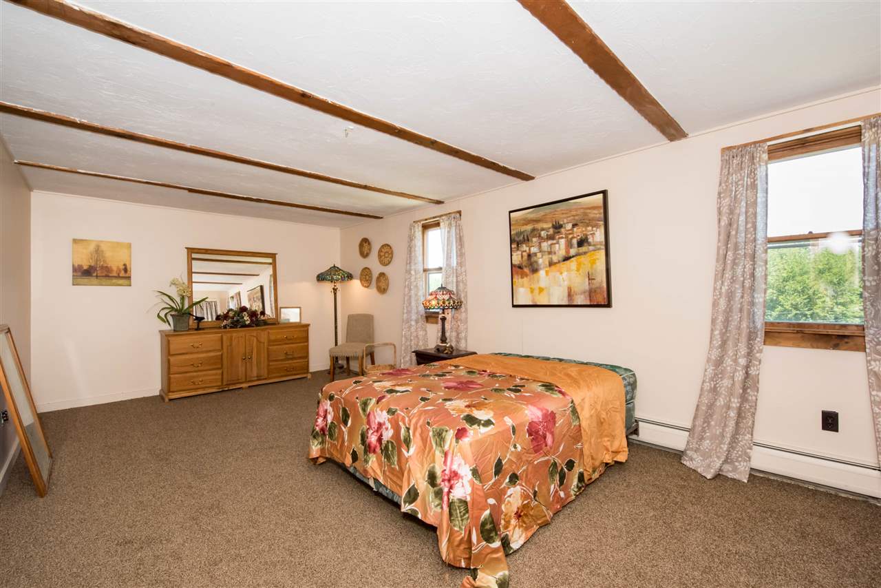 183 Berry Road New Durham, NH 03855 - Photo 11 of 40