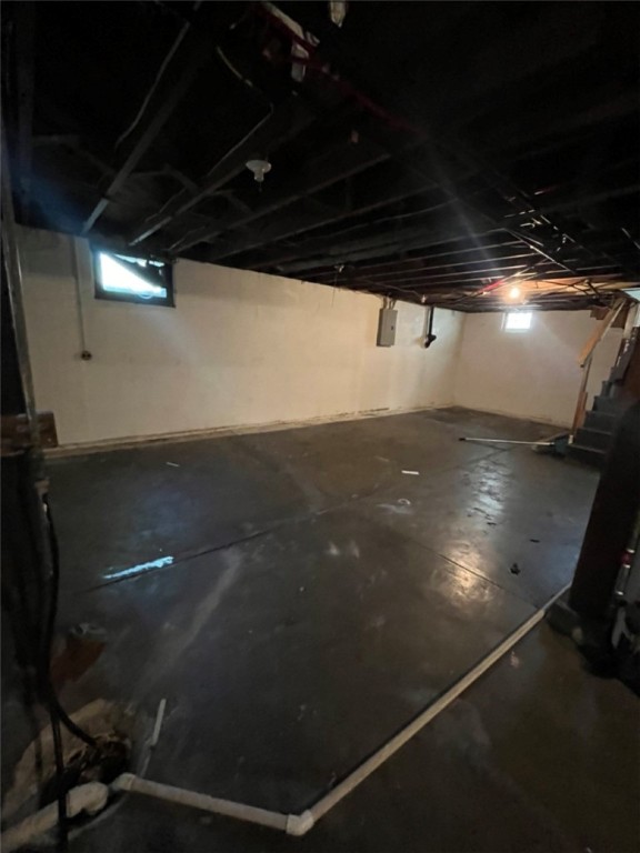 1046 North Hill Avenue Decatur, IL 62522 - Photo 11 of 11 Basement