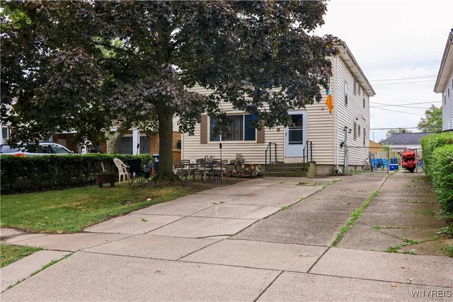 $255,400 | 69 Newell Avenue, Tonawanda, NY 14150