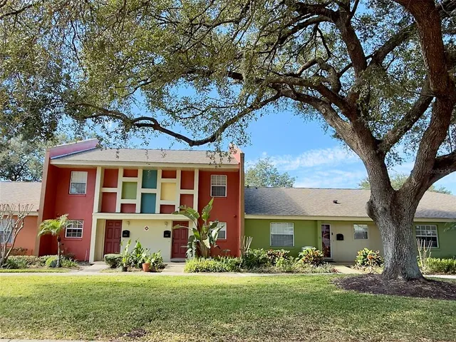 a front view of house with yard