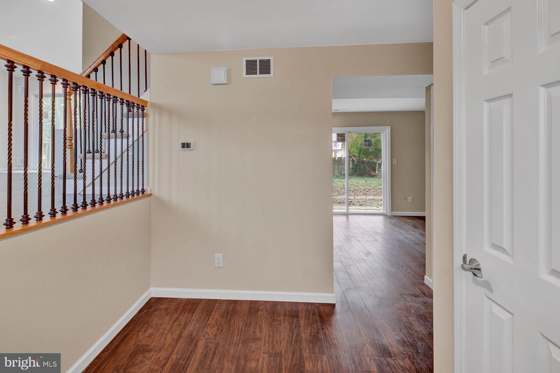 33 Old Main Shore Road Barnegat, NJ 08005 - Photo 3 of 35 Gallery Image 3