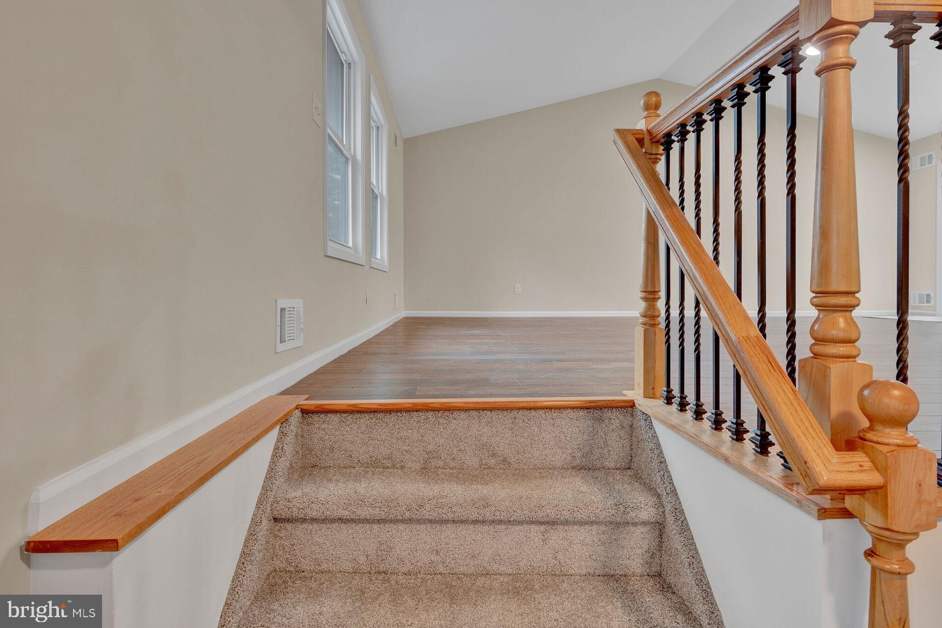 33 Old Main Shore Road Barnegat, NJ 08005 - Photo 4 of 35 Gallery Image 4