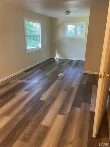 $1,095 | 687 Benton Street, St. Clair, MO 63077