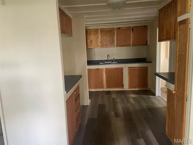 $1,095 | 687 Benton Street, St. Clair, MO 63077