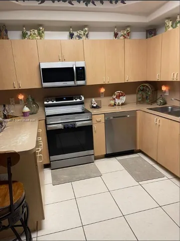 $680,000 | 17870 Southwest 155th Court, Miami, FL 33187