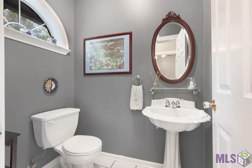 34160 Perkins Road Denham Springs, LA 70706 - Photo 14 of 35