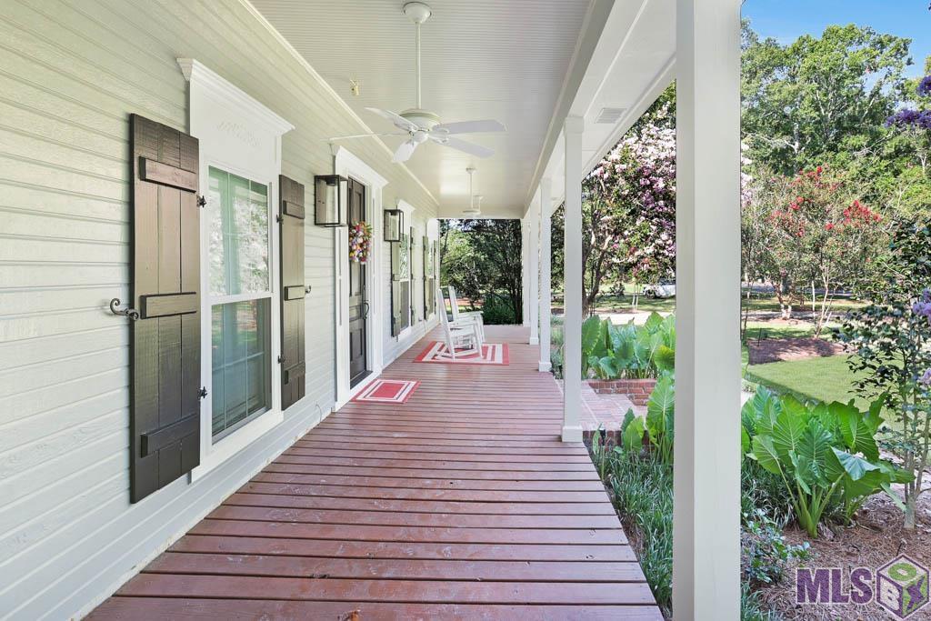 34160 Perkins Road Denham Springs, LA 70706 - Photo 4 of 35