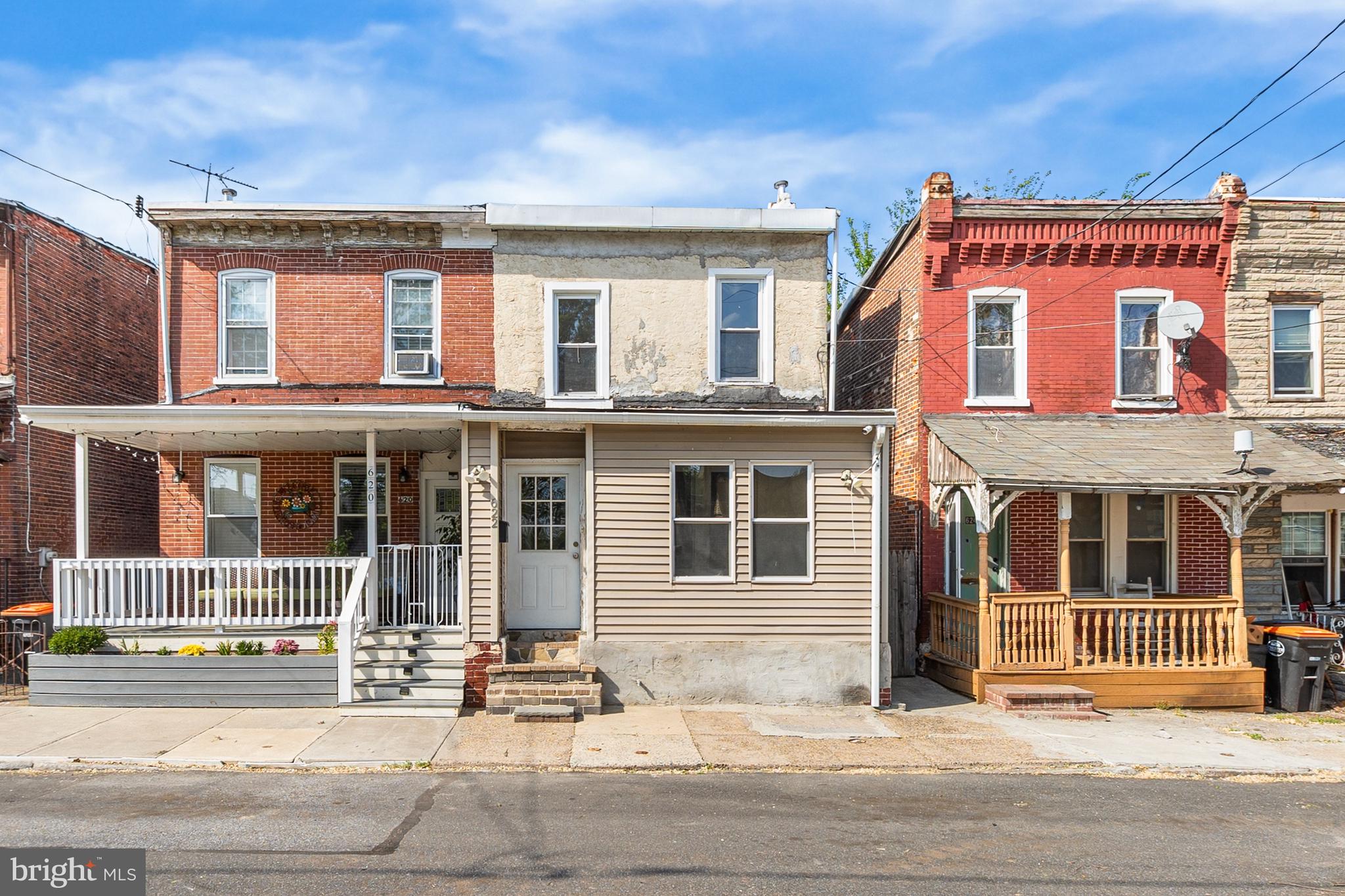 622 Green Street Chester, PA 19013 - Photo 2 of 32
