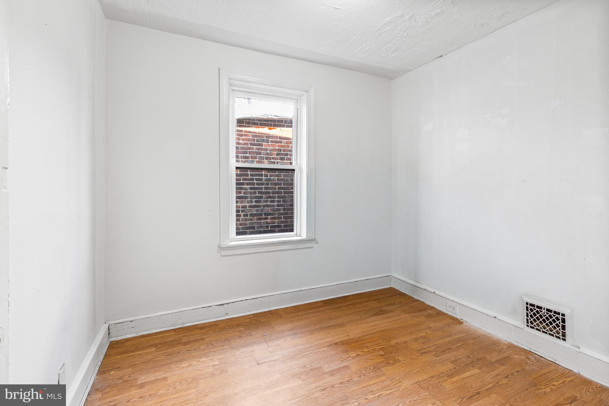 622 Green Street Chester, PA 19013 - Photo 24 of 32