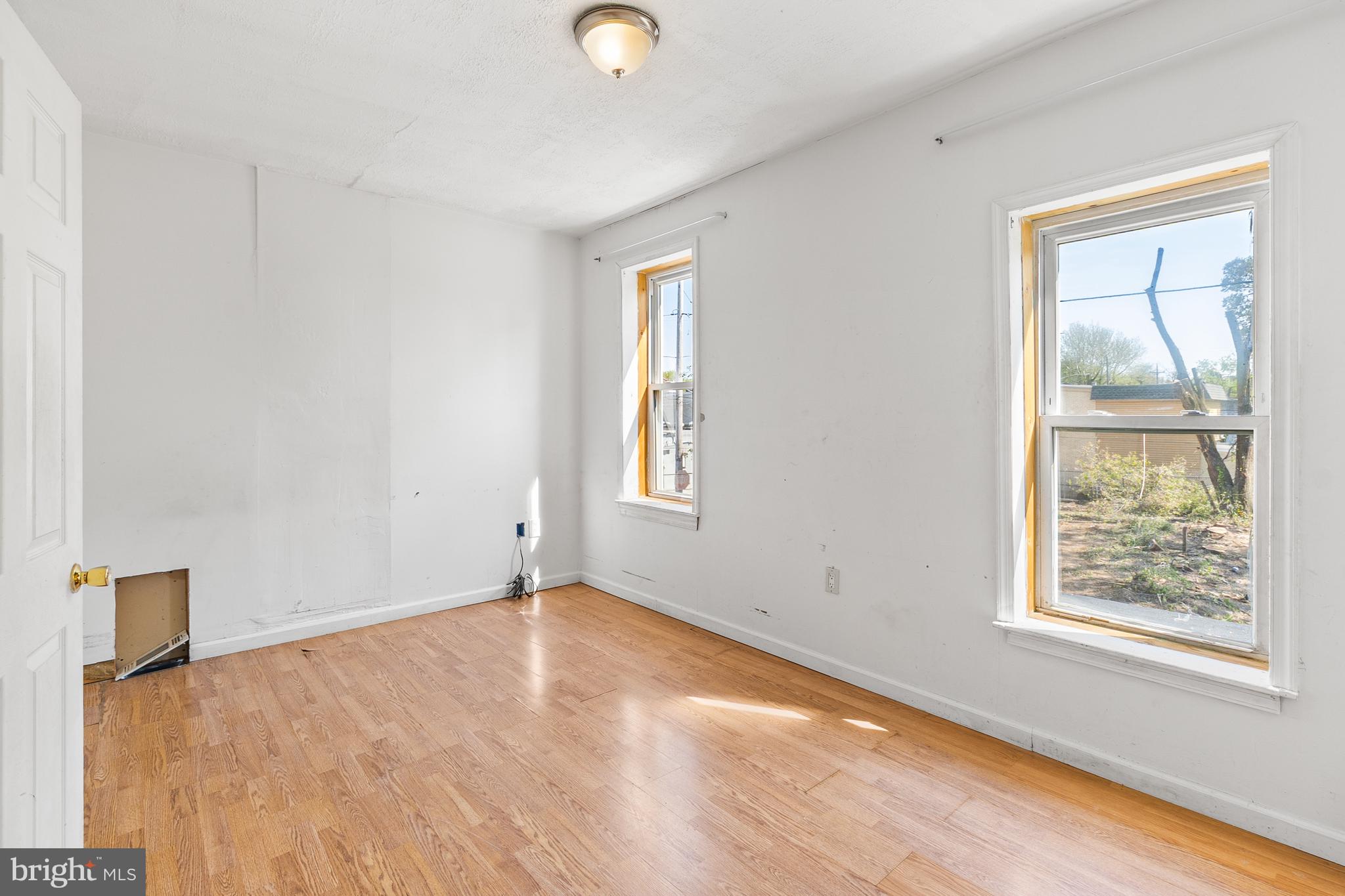 622 Green Street Chester, PA 19013 - Photo 27 of 32