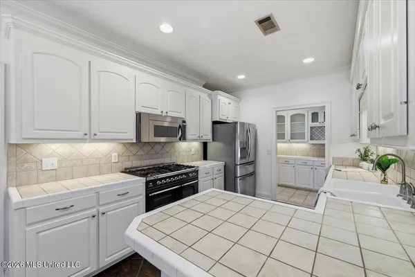 $369,000 | 105 Oak Meadows Drive, Clinton, MS 39056