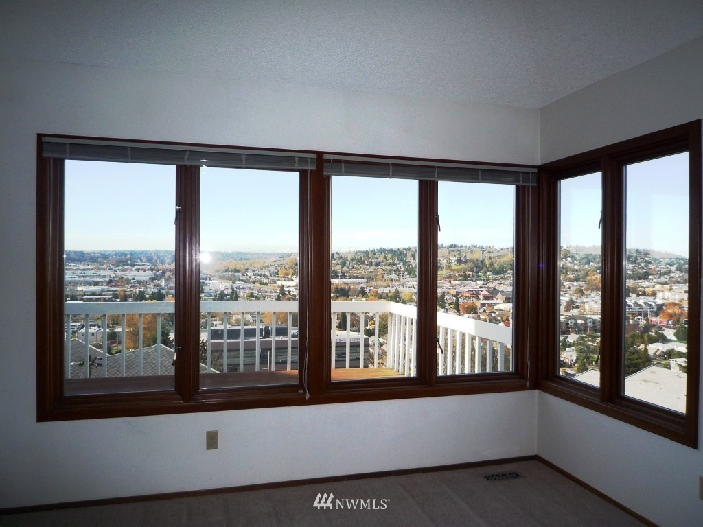 617 Cedar Avenue South Renton, WA 98057 - Photo 11 of 22 Gallery Image 11
