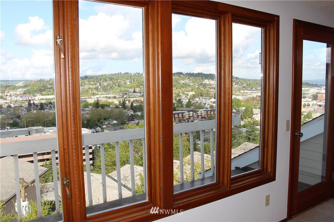 617 Cedar Avenue South Renton, WA 98057 - Photo 15 of 22 Gallery Image 15