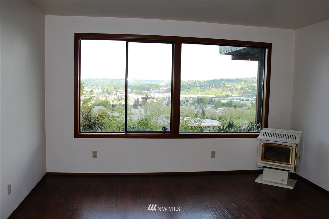 617 Cedar Avenue South Renton, WA 98057 - Photo 18 of 22 Gallery Image 18